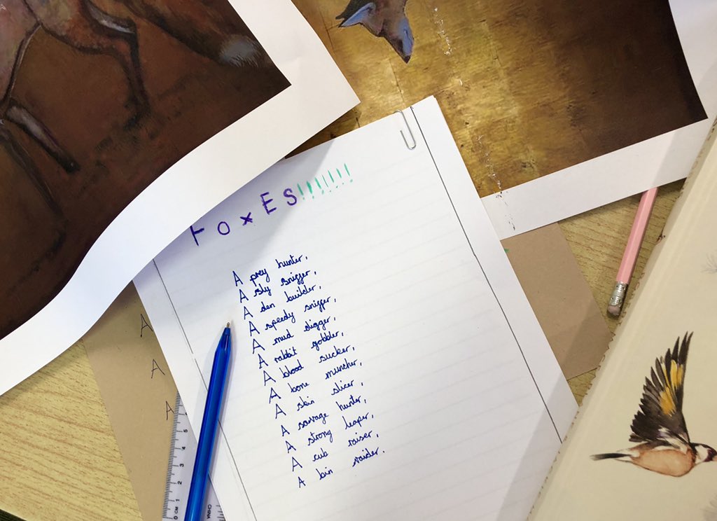 Happy #NationalPoetryDay St John’s are taking inspiration from <a href="/LostWordsSurrey/">Lost Words for Surrey</a> to write poems on their class animals. Thanks @JackieMorrisArt <a href="/RobGMacfarlane/">Robert Macfarlane</a>  &amp; all word magicians <a href="/GuyBassBooks/">Guy Bass</a> <a href="/MichaelRosenYes/">Michael Rosen 💙💙🎓🎓 NICE 爷爷</a> @moontrug <a href="/roald_dahl/">Roald Dahl</a> <a href="/PoetryDayUK/">National Poetry Day</a>
