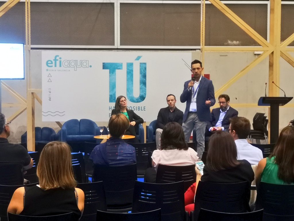 efiaqua's tweet photo. La última mesa de la jornada "Aguas residuales y depuración" de #Efiaqua19 cuenta con las ponencias de @JClarosB por parte de @DAM_Aguas, Sergio Lloret de @GlobalOmnium e Isabel Tormos con el proyecto #Rewacer de @Facsa_es https://t.co/LuQ87U5E7w