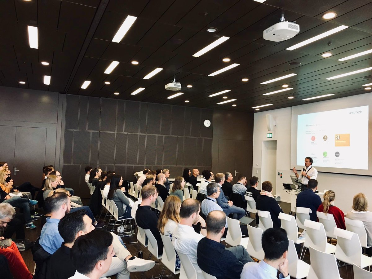 kickstart_inno's tweet photo. Today, our #FinTechWeek stopped by at @PostFinance in #Berne, including our #FinTech #startups #pitching to the audience. Thanks for having us! @allianceblock @annanow @assetyze @at_par_ #ContractVault @fivedegrees #taxdone @katkaletzing #finance #tech #kickstarters19 https://t.co/M74CcMFLIX