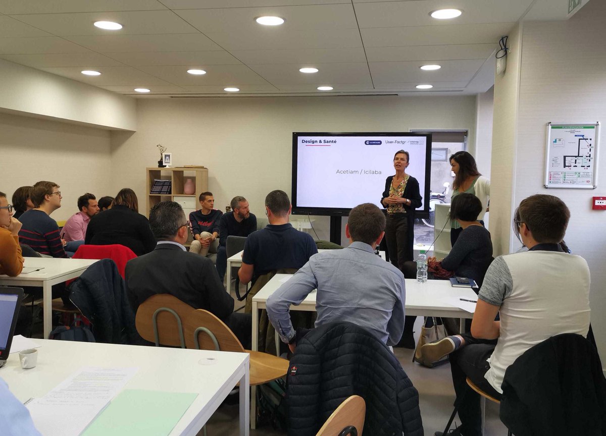 agencelunaweb's tweet photo. 🤓 La semaine dernière nous étions à @leclozr pour la matinale Design & Santé animée par @ID2SANTE et @CCIRBretagne dans le cadre de #UserFactor ! Une initiative pour (re)mettre l’humain au cœur de l’innovation des PME. Un sujet qui - évidement - nous intéresse ! #Design #CCU #UX https://t.co/Hz9rvwAXl7