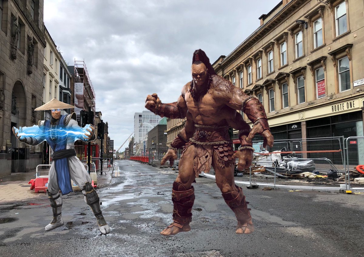 Sauchiehall Street hosted various Mortal Kombat tournaments while it was in a state of neglect. Here’s Raiden and Goro about to have a ‘square go’ from earlier in the year.