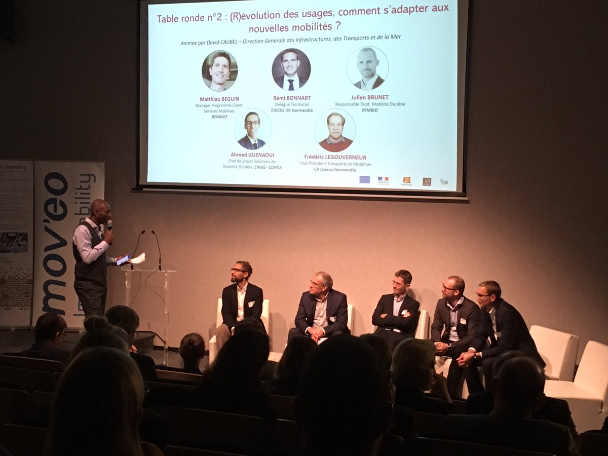 enedis_normand's tweet photo. [EnDirect] Sponsor du #MobilityEnergyDay @enedis est au cœur de l’enjeu du développement de la mobilité électrique avec le raccordement des infrastructures de recharge. 5 millions de véhicules électriques en 2028 nécessiteront 100000 bornes de recharge supplémentaires. https://t.co/VRjEE2I9fs