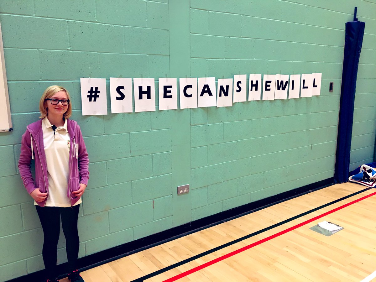 A special shout out to our #youngleader Carmen <a href="/CricketScotland/">Cricket Scotland</a> #GrangeGirlsCan #SheCanSheWill inspiring our S1-4 Girls with Cricket today #ActiveGirlsDay <a href="/Grange_Academy1/">Grange Academy</a> @eacSport <a href="/ActiveSchoolsEA/">EAC Active Schools</a>