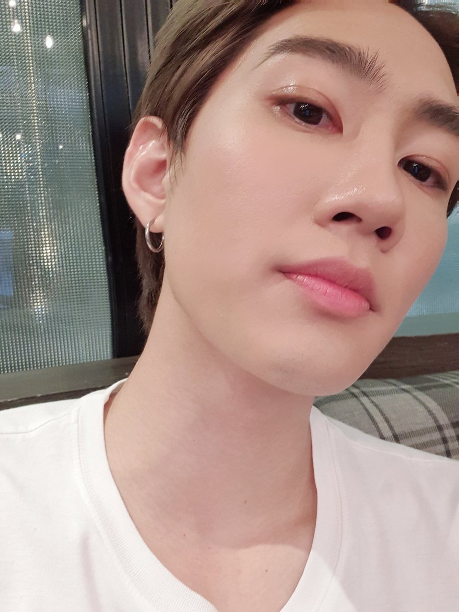 captain2541's tweet photo. สวัสดี #CaptainChonlathorn https://t.co/PiuSY8bNiC