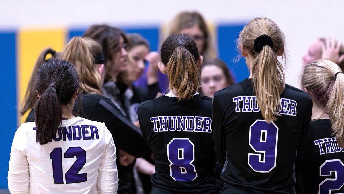 📣 Come and cheer on 🏐Thunder Volleyball🏐 for their LAST home match TONIGHT! 👉JV at 5:45 and Varsity at 7:00 PM.👈 Go Thunder! ⚡️

#ucathunder #seniorsnight #thundervolleyball #gothunder