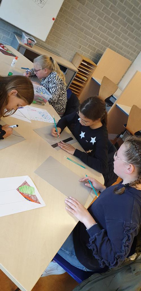 Pr8Tklas! Bunschoten tweet media