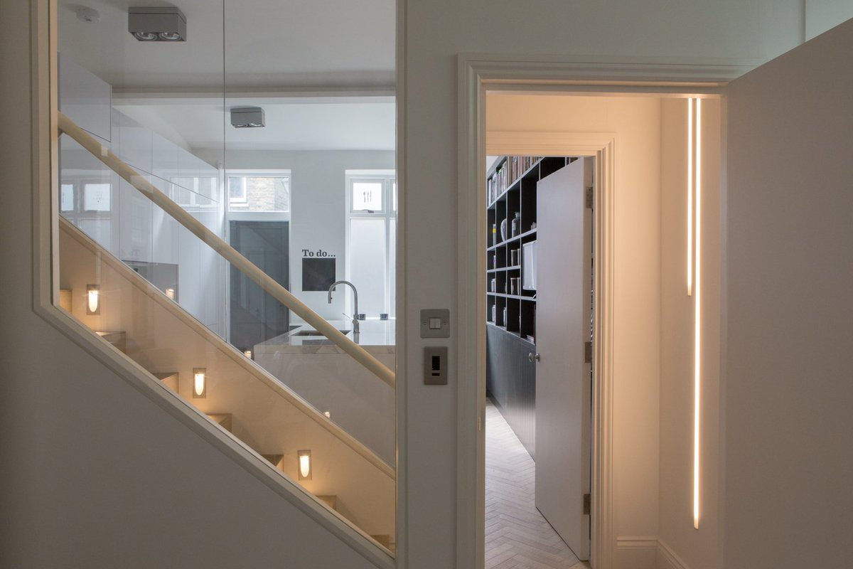 TillmanDomotics's tweet photo. As the nights draw in, lighting becomes an important feature of a comfortable home. The right design and the right technology can make all the difference. As part of a comprehensive #homeautomation package #TillmanDomotics can advise #lighting #smarthome #hightechhome #technology https://t.co/D0BP1Igm5i