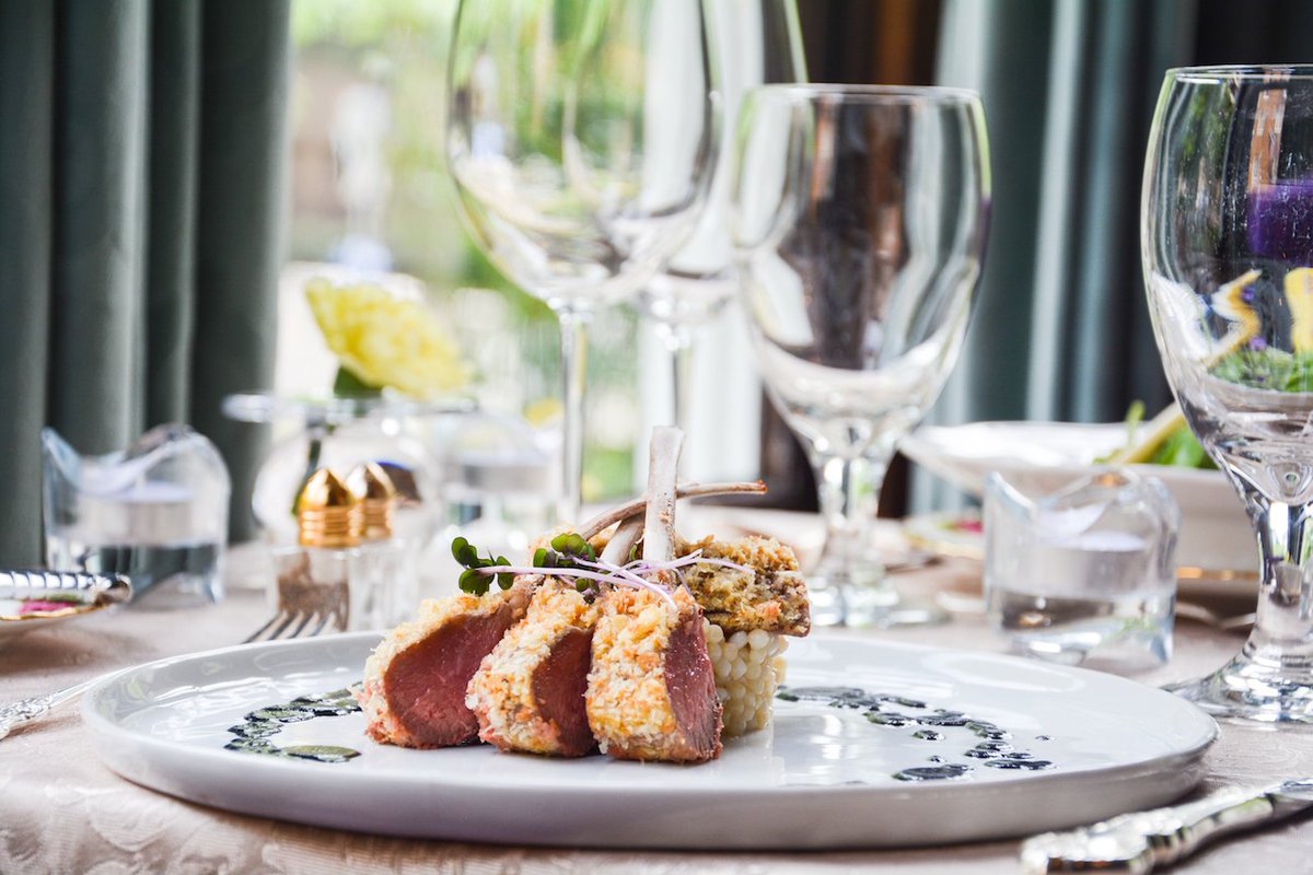 Gems of the Queen City: McNinch House. bit.ly/2px8gxQ #CLT5 Story: <a href="/cool_jennings/">Jennings Cool</a> Photo: <a href="/mcninchhouse/">McNinch House</a>