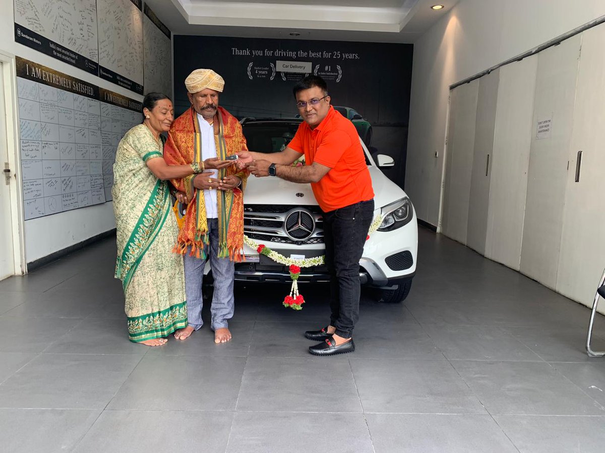 sundaram_motors's tweet photo. Mercedes-Benz Sundaram motors welcomes Mrs. Kanaka to the family.
We wish you all the very best and hope you have a wonderful experience in your brand new Mercedes-Benz GLC-220
#MercedesBenz #StarDelivery #BestOrNothing #SundaramMotors #Bangalore https://t.co/FaKO9QnHaP