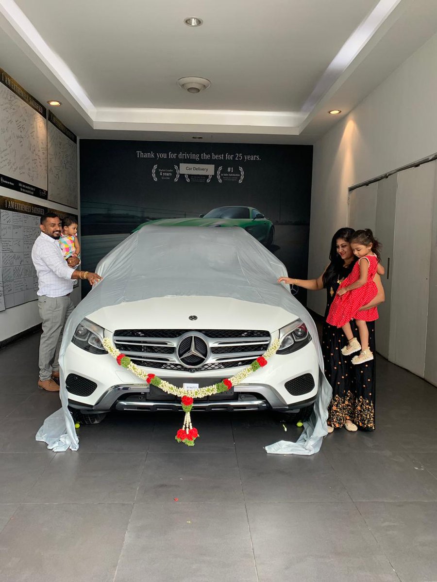 sundaram_motors's tweet photo. Mercedes-Benz Sundaram motors welcomes Mrs. Kanaka to the family.
We wish you all the very best and hope you have a wonderful experience in your brand new Mercedes-Benz GLC-220
#MercedesBenz #StarDelivery #BestOrNothing #SundaramMotors #Bangalore https://t.co/FaKO9QnHaP