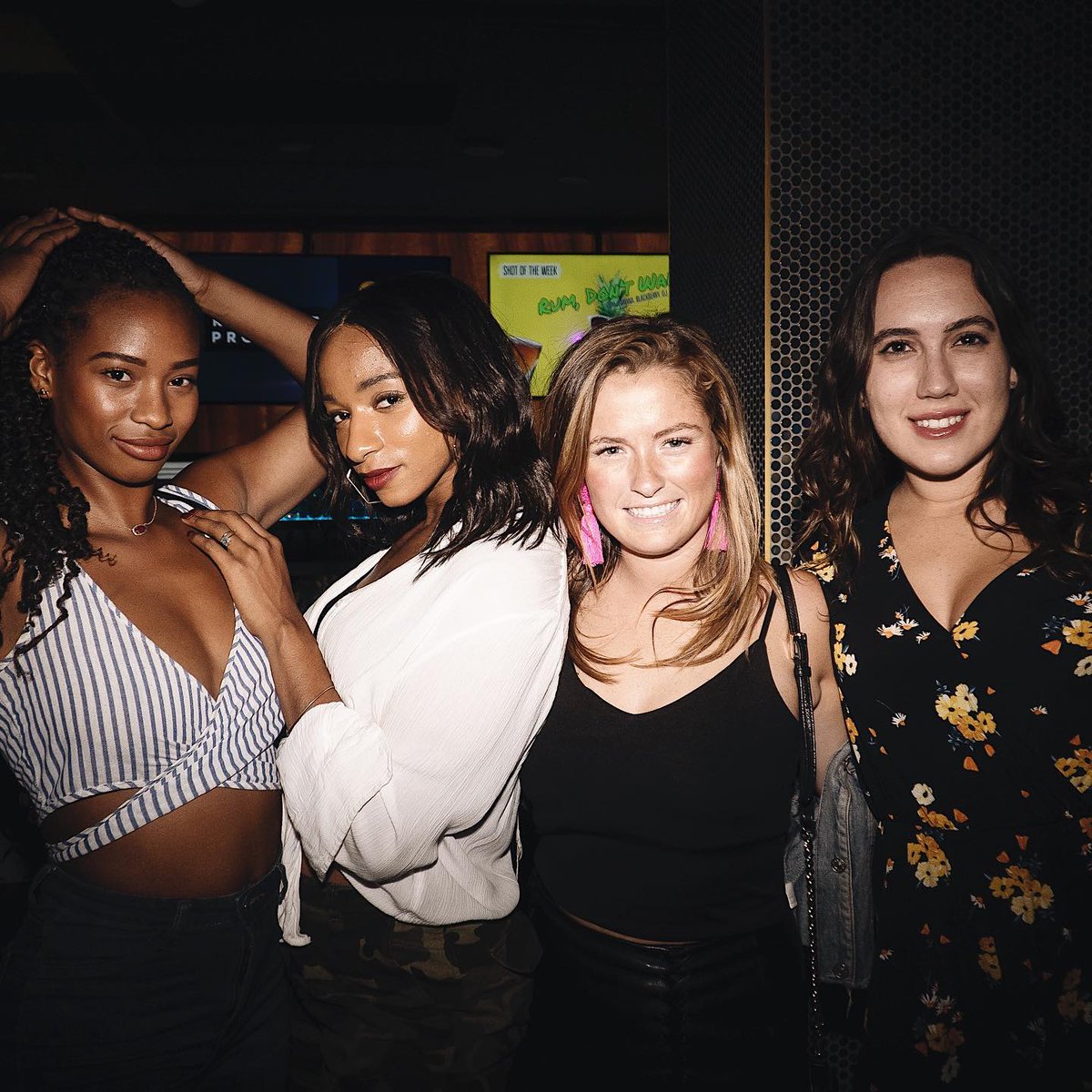 Rec & Royal tweet media