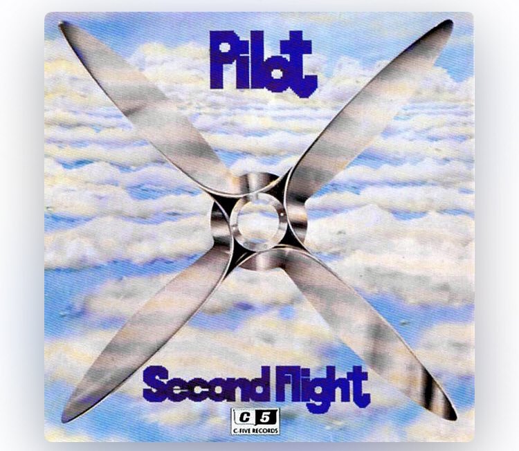 Misterquartet's tweet photo. #4Records #1970s https://t.co/thJHr3Rw8J