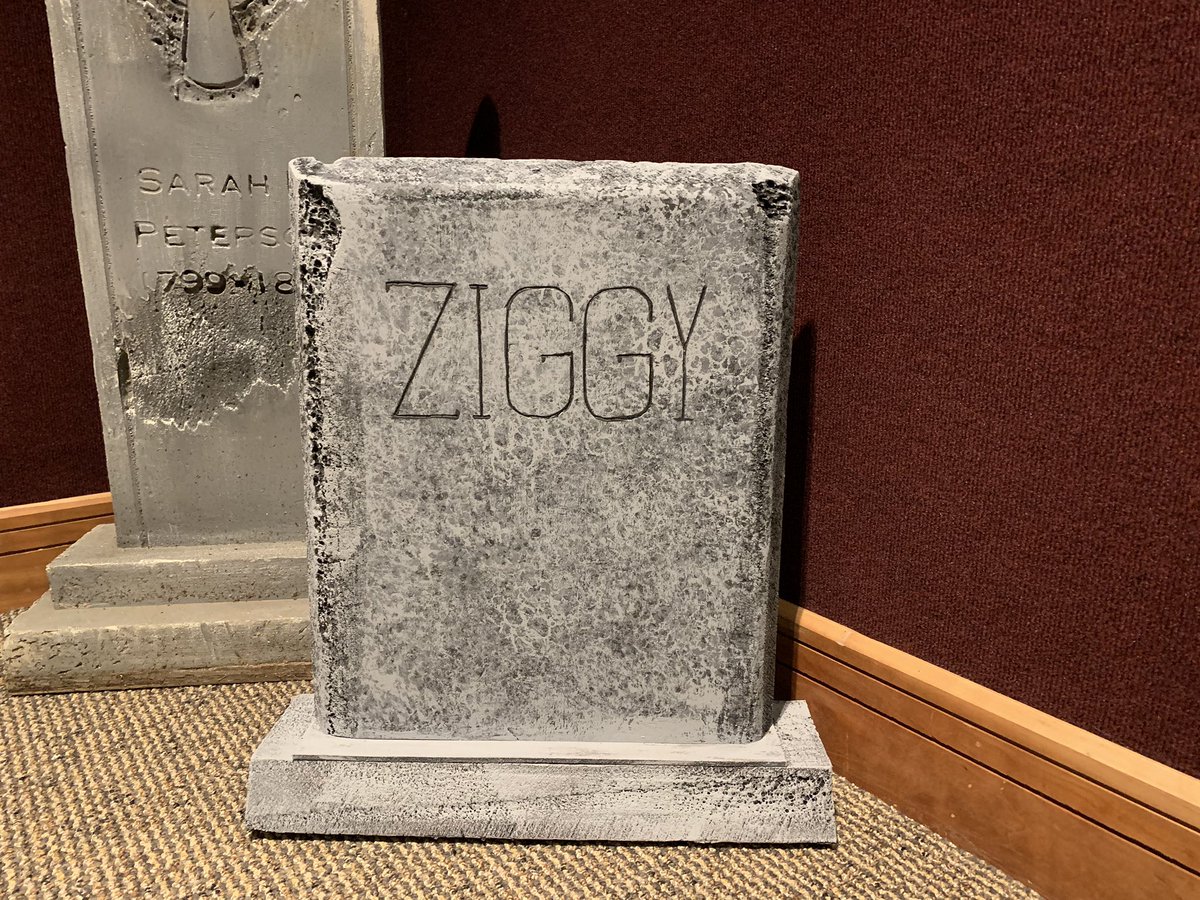 HCSPAC's tweet photo. Time for a #ThrowbackThursday
Since our friend, Austin, had to leave the production of Young Frankenstein due to a medical condition, we honored his character by adding an Easter Egg.
#hcspac #PACenstein #easteregg #theatre #YoungFrankensteintheMusical #setdesign https://t.co/M1Gy2lTKIv