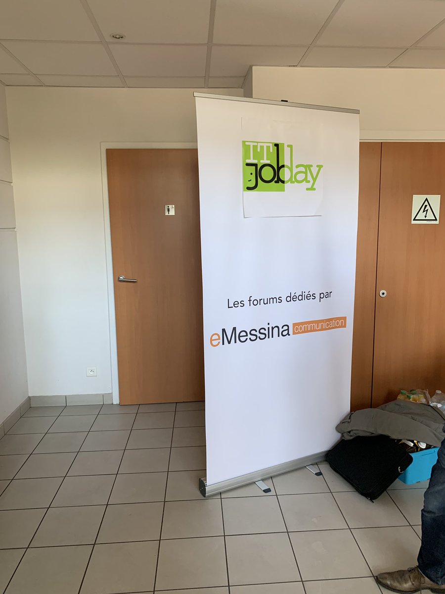 RauxCarole's tweet photo. @pe_marseille13 participe à #ITJobDay organisé par @SUPINFO_Mar et @EMessina1 #partenariat https://t.co/feJ5k9P8iE