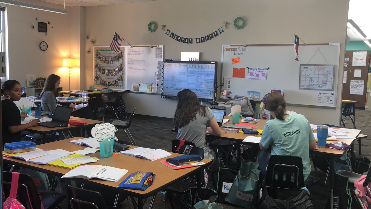 Third grade teachers watching the <a href="/CFISD_ELAR2_5/">CFISD ELAR 2-5</a> zoom for the next unit. Using planning time wisely to prep for excellent instruction. #allinwolfpack @ms_northington <a href="/jesmcallister/">Jessica McAllister, M. Ed.</a> <a href="/cdstephenson/">Craig D Stephenson</a> Lizzy Edwards are really high level educators!