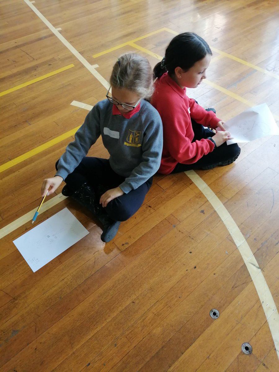 BroHyddgen's tweet photo. Disgyblion blwyddyn 6 yn mwynhau'r diwrnod trosglwyddo cyntaf y flwyddyn #adeiladutim #trosglwyddo
Year 6 pupils enjoying their first transition day of the year #teambuilding #backtobackdrawing #transition https://t.co/IrBMt33WbJ