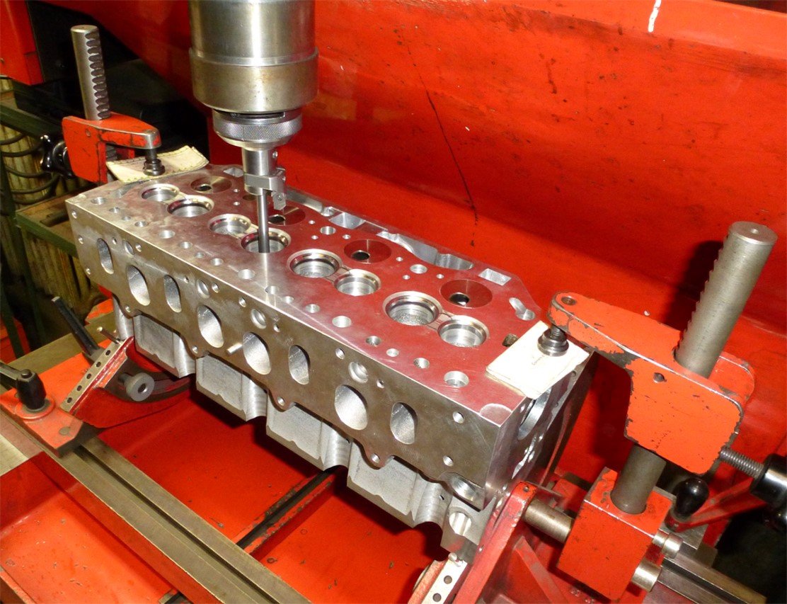 Am__today's tweet image. Autodistribution: Auto pièces Atlantique Carmoine rachète Rectif Rennais.

La suite sur AM Today 👉 bit.ly/354SryI

#autodistribution