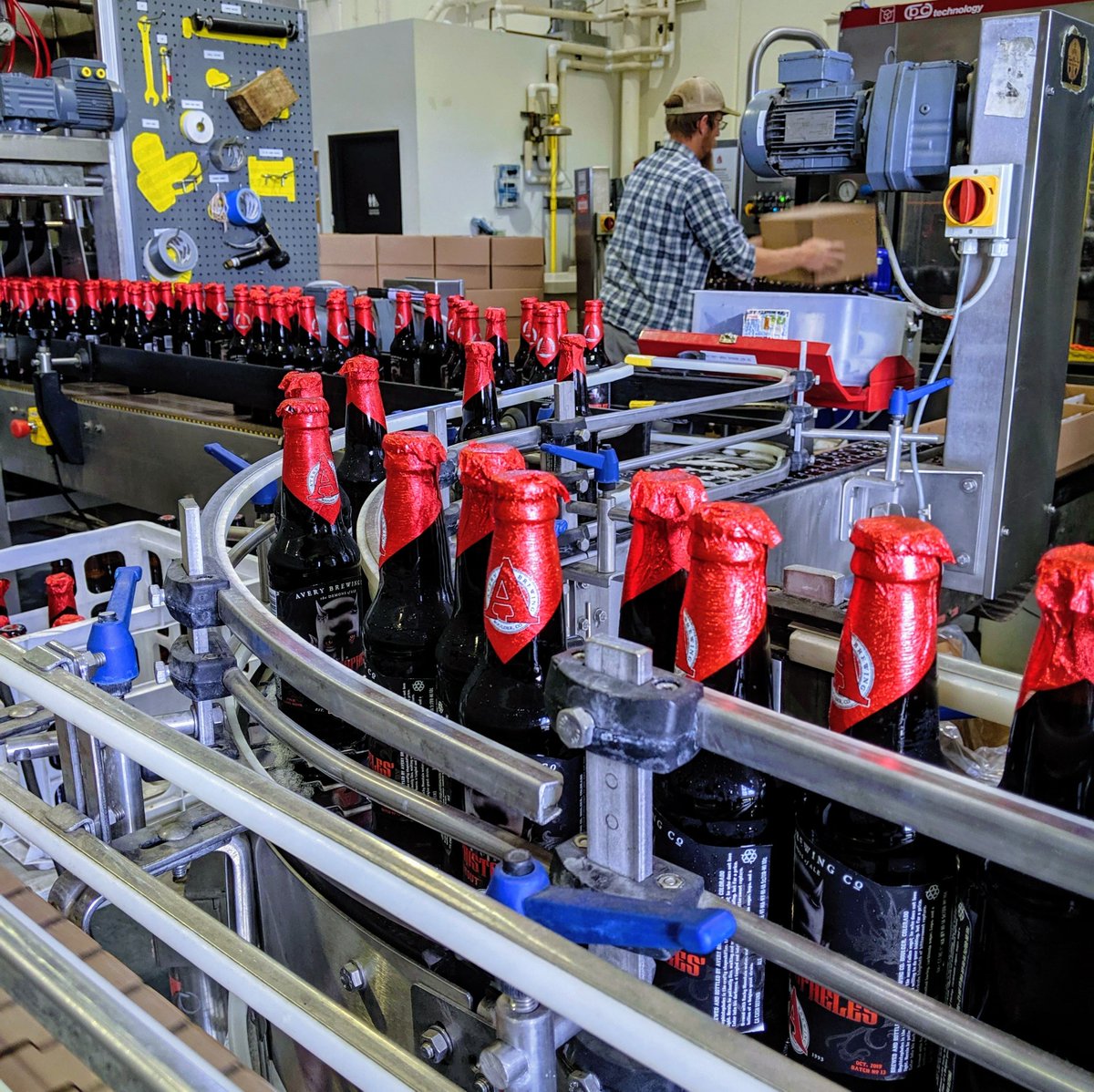 The demon is back! We're resurrecting Mephistopheles' Stout for a limited time this fall. He's available in our to-go cooler and on tap in our Tap Room and Restaurant starting today. He'll be available in select liquor stores across our distribution footprint soon!