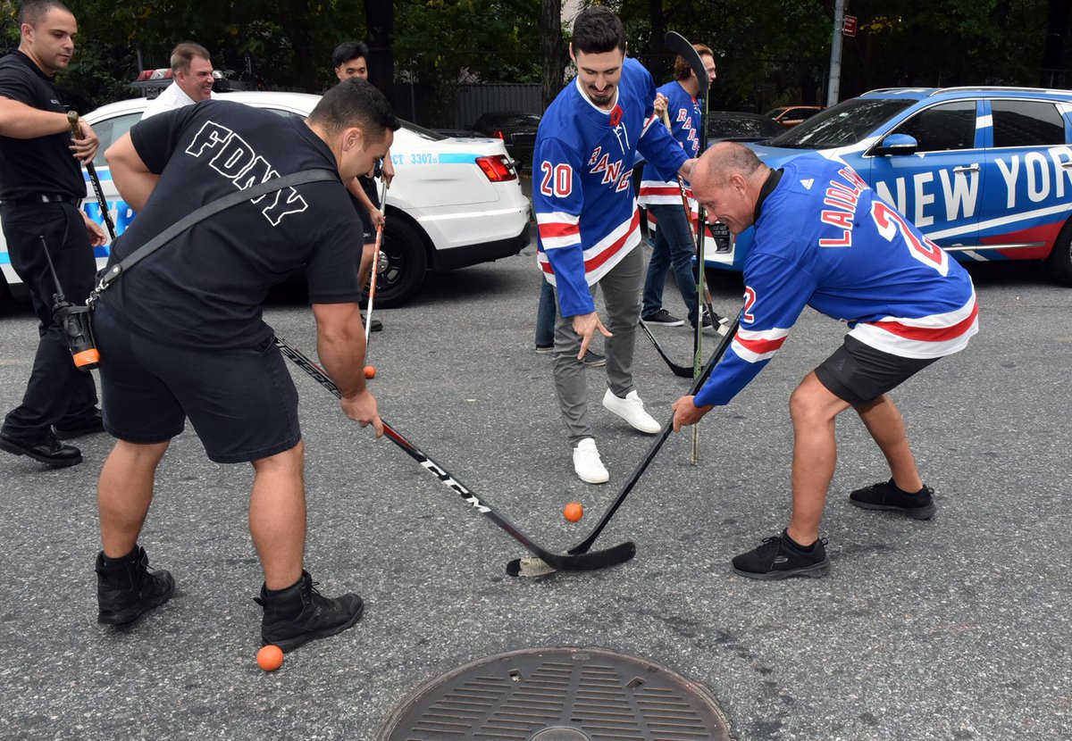 FDNY's tweet photo. #NYR Chris Kreider, @blemieux22 @rodgilbert7 and Tom Laidlaw celebrated Hockey Week in New York by visiting #FDNY and @NYPDnews members at #Engine15 #Ladder18 #Battalion4 and @NYPD7Pctnyran https://t.co/mEm57pIdAO