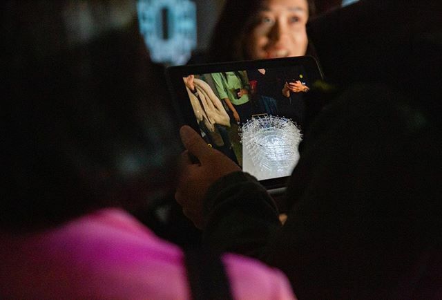 CAMLab5's tweet image. #throwbackthursday to our packed Open Studios event! #camlab #peonypavilion #chinese #chineseart #arttech #architecture