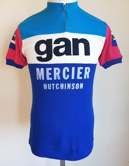 Maillot Gan Mercier Hutchinson 1976
Disponible sur sport-antique.com

#cyclisme #cycling #velo #vintage
