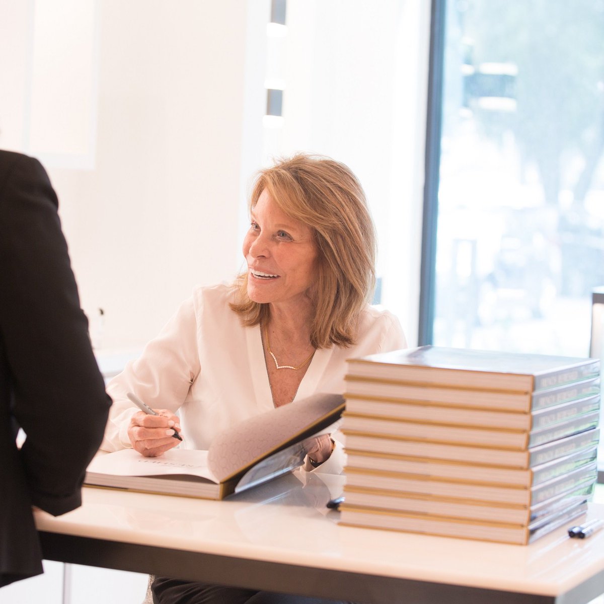 DallasMarket's tweet image. From top designers, educational opportunities and hundreds of leading brands, Dallas Design Week was filled with inspiring events and resources! #tbt #dallasdesignweek