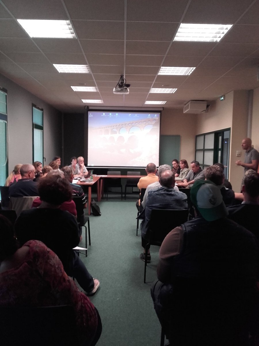 yves_cabon's tweet photo. rΓ©union d'information sur la crΓ©ation et le dΓ©veloppement d'emploi au service du projet associatif sportif Γ la #DDCS du Gard @Prefet30 #UDDireccte @Poleemploi_oc #cdos30 #gepslm #acegaa https://t.co/N9Ta1OiXMn