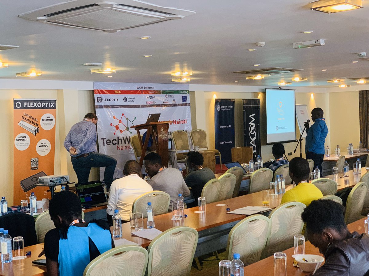 flexOptix's tweet image. Our #ChiefTroubleshooter joined #TechWeek2019 remotely to deliver a presentation on “The complexity of hyper speed transceivers - lets make it” incl. q&amp;amp;a session from delegates very interested in the #400G technology. #Flexoptix #FlexboxCreators