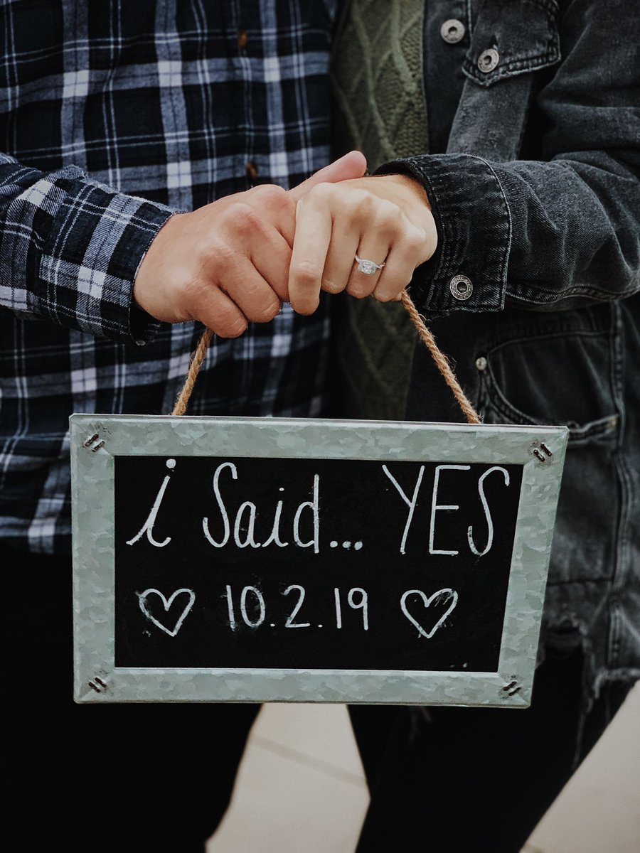 meganthomas16_'s tweet photo. Life is crazy. I’m freaking engaged to my favorite human. https://t.co/W8eJuaoZoO