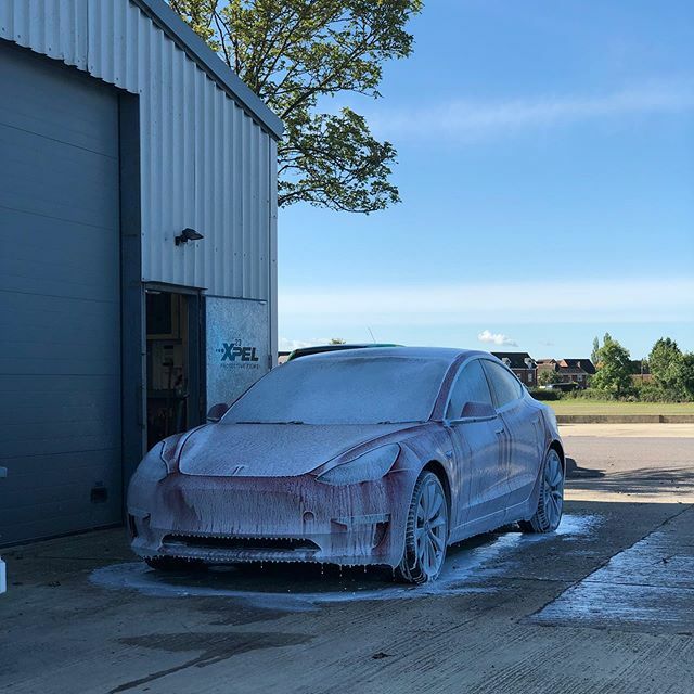 ExclusivCarCare's tweet photo. Another #Tesla Model 3 in with us for our Advanced New Car Detail.

#model3performance #model3 #teslamodel3 #electriccar #detailing #ceramiccoating #ppf #detailersofinstagram #detailing #wiltshire #wiltshiredetailer #prestige #luxury #multicolourred https://t.co/JrBxBwTE8M https://t.co/V59uJcHLoP