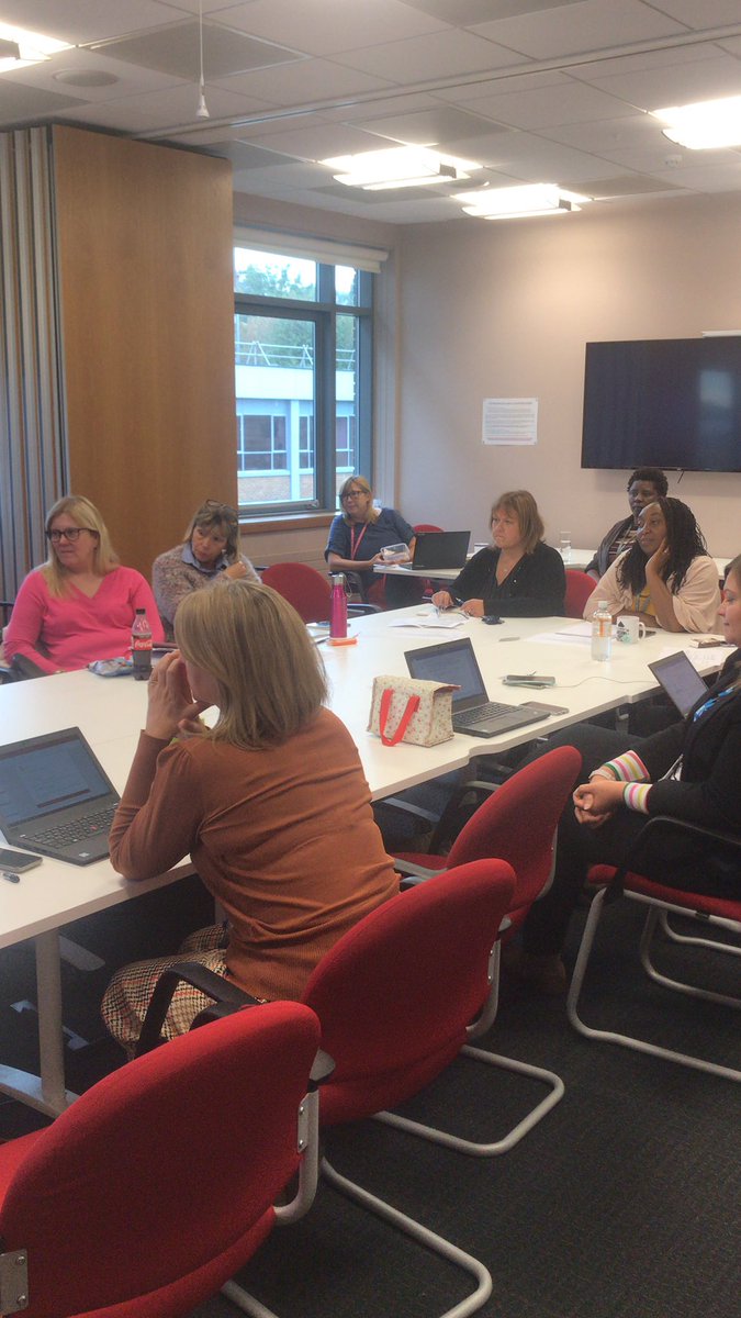 Relaunching our Yorkshire &amp; the Humber nursing and midwifery network meetings. Great agenda ahead of us. Proud to be a nurse working in PHE! @PHE_YorksHumber