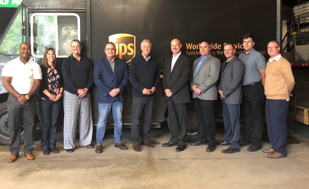 Senator Angus King made a visit to UPS Portland Maine Wednesday.  I want to thank him for his time and his ear as we discussed the Amazing people that make up Team UPS Maine and some of the key political issues that are important to  UPS globally. <a href="/SenAngusKing/">Senator Angus King</a> <a href="/NortheastUPSers/">NortheastUPSers</a>