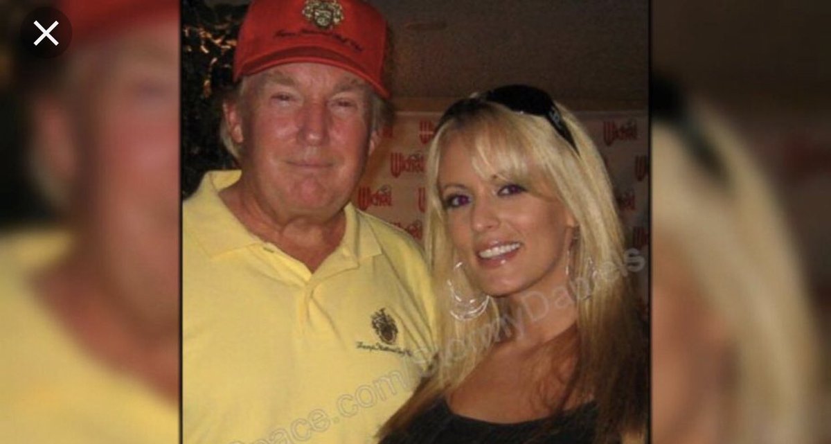 LeahYamim's tweet image. #PresidentGrabThembythePussy #StableGenuis #Moot 😂😆😘