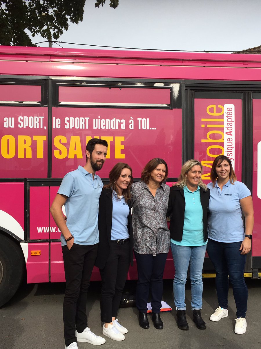 buys_philippe's tweet photo. #Dkpulse a séduit la ministre des Sports à propos de leur bus APA se déplaçant dans les villes de l’agglomération dunkerquoise et proposant de l’activité physique adaptée .
#mutuelleJust #apa #sportsanté.
@AbderBoudaa @ghislaindecobec https://t.co/YbOt8gbmyg