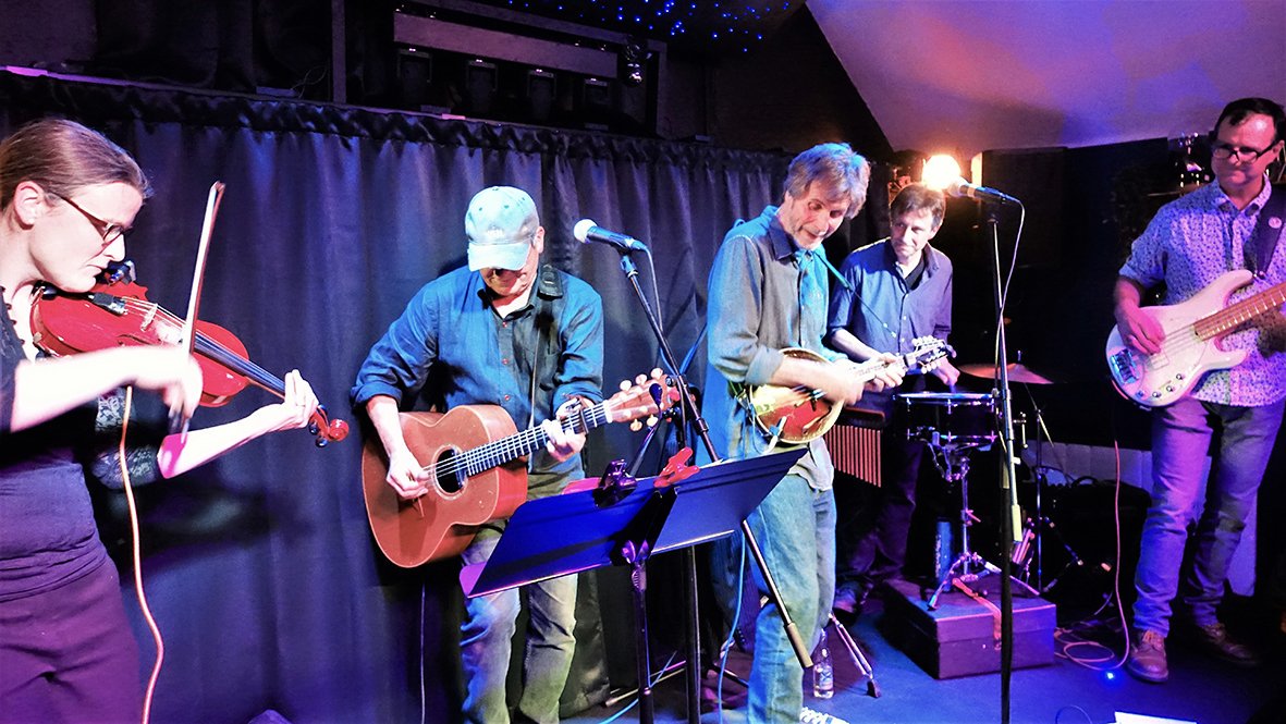 Tonight <a href="/FTMClub/">First Thursday Music</a> - October 2019 Lots of great music from 7.45pm and it is FREE
#fortheloveofmusic #ThameMusic #OpenMic
facebook.com/events/6118372…