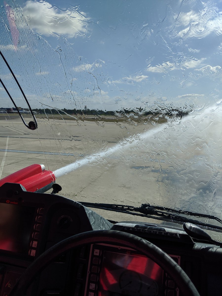 Millais mothers and daughters enjoyed an exciting & unique STEM visit to Gatwick Airport. Highlights incl. a construction challenge, learning about the systems used to guide aircraft & fire station session firing water cannons by the runway! Huge thanks to Gatwick Airport staff.