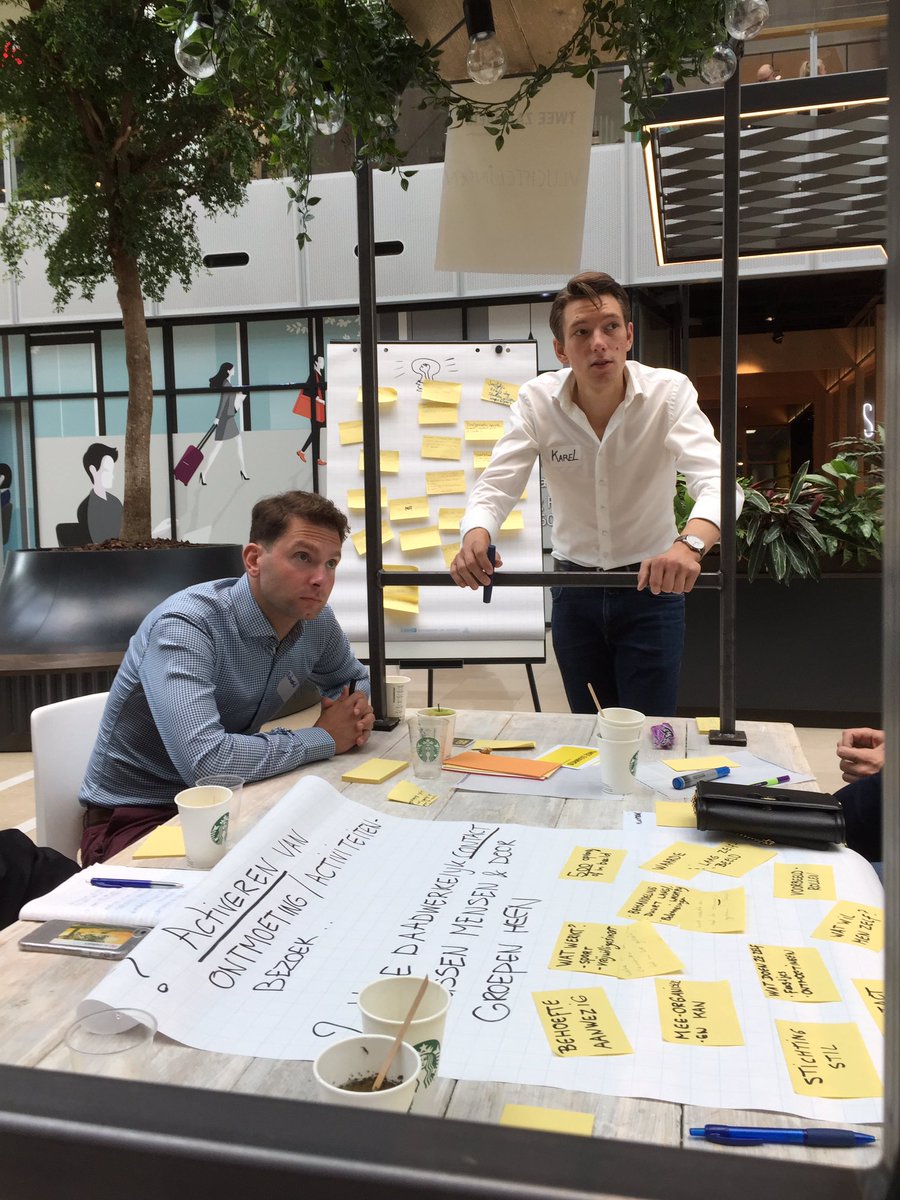 UUitdaging's tweet photo. #utrecht #tweezaamheid #hacketon #vluchtelingen wat een opbrengst #mvo https://t.co/XJMK7bYKEt