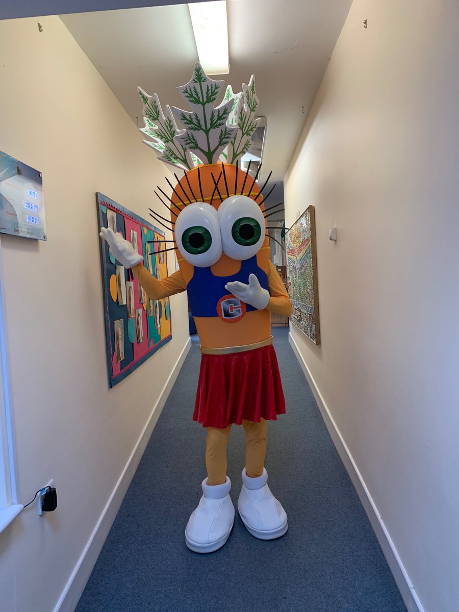 HelenBels1's tweet photo. @Chartwells_UK The children have loved their visitor! Thank you so much for a special day #caseythecarrot  🥕 🦸‍♀️ https://t.co/jaGIEccpjI