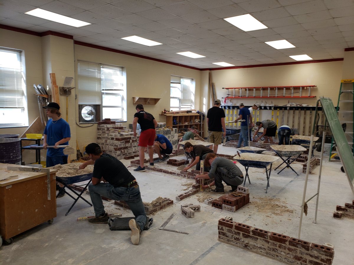david_paynr's tweet photo. Masonry 2 is on the move build a mock foundation getting ready to build a real foundation. I caint wait to see it finished #horsepowER https://t.co/kn3rk8HpoO