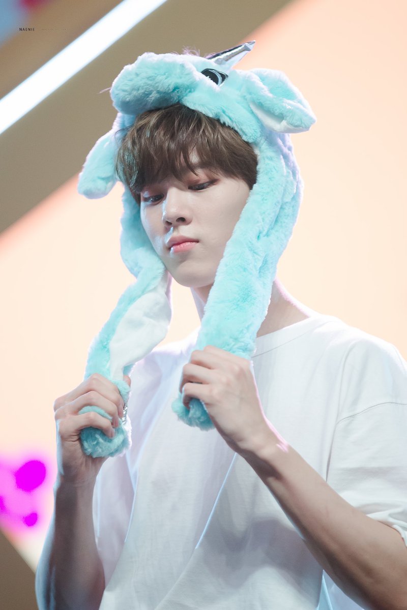 Naenie_N2's tweet photo. [HQ] 190929 🦄🔵#김우석 #우석 #kimwooseok #엑스원 #X1 #KCON2019THAILAND    #KCON19TH https://t.co/AgoORFlgPA