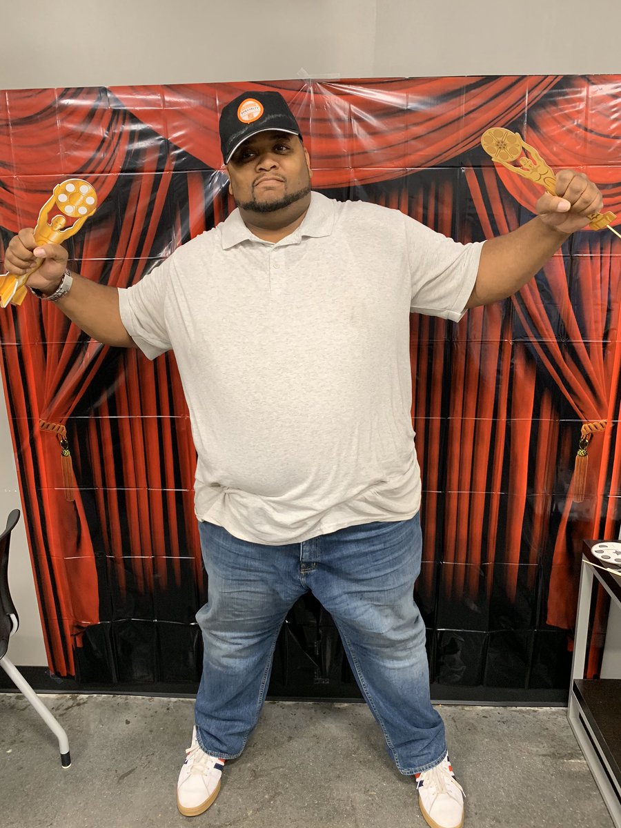 LuisHD2018's tweet photo. Throwback to our success sharing weekend party 🎉 two of our hardest players out there on the floor who help us do so great! 🥳 #TheHomeDepot #HomeDepot #frontend #FES #FrontEndSupervisor https://t.co/D3XrZq1Kah