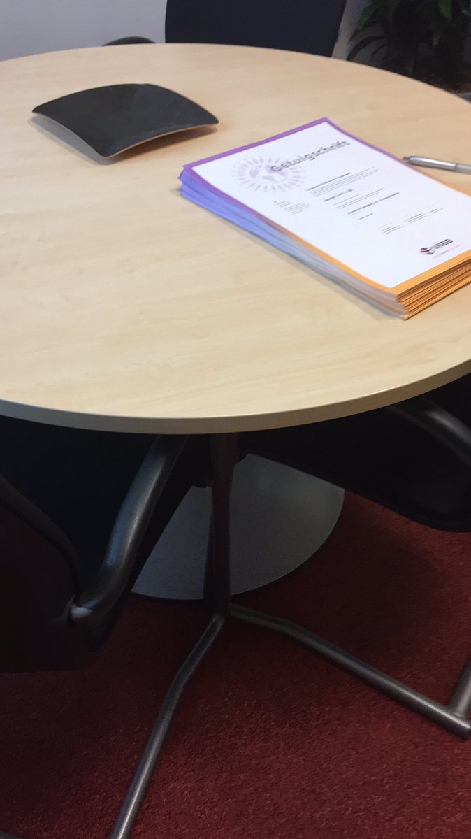 Mooi moment propedeuse uitreiking aan 150 hbov <a href="/viaazwolle/">Hogeschool Viaa</a>  #gefeliciteerd #succesmethetvervolg