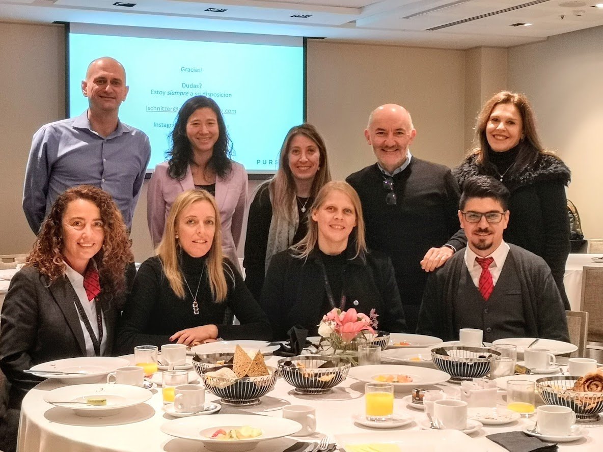 AlfredoBabun's tweet photo. Entretenido desayuno de @aircanada y @pursuitcollection para agentes de viajes presentando el destino de Banff, Jasper y Lake Louise. Tienes que ir a conocer sus increibles canchas de ski y mucho mas. #canada #banff #aircanada #pursuitcollection https://t.co/Ett04Kkg88