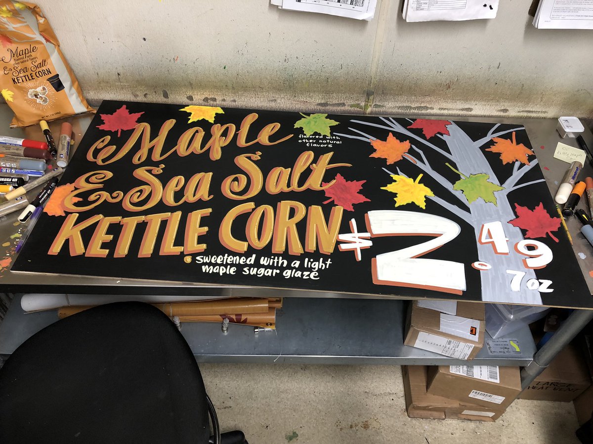 jenicaviolet's tweet photo. Here’s what I did at work yesterday... #ChalkboardArt #VisualStoryteller #ZigPosterman #ZigWoodcraft #UniPosca https://t.co/A8vvNowBwF