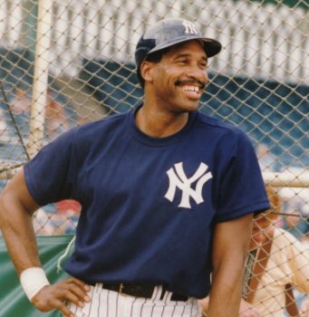 Happy birthday to Hall of Famer Dave Winfield 