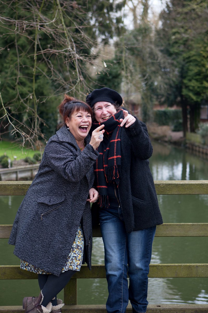 #Weektegendeeenzaamheid
Wil jij als #vrijwilliger #maatje het verschil maken voor onze cliënten van @IrisZorg door een luisterend oor te bieden en samen leuke dingen te doen? 
stuur dan een mailtje naar vrijwilligers@iriszorg.nl
Of kijk op werkenbij.iriszorg.nl/portal-vervolg…