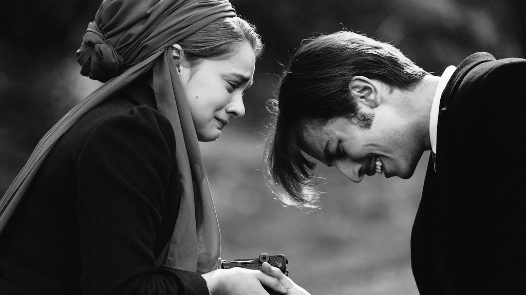DiziciBagyan's tweet photo. Madem perşembe, öyleyse #HiLeon..
Koca 2 yıl, onlarsız da 1,5 yıl. Özledim💛 https://t.co/KLWLcdaBN4