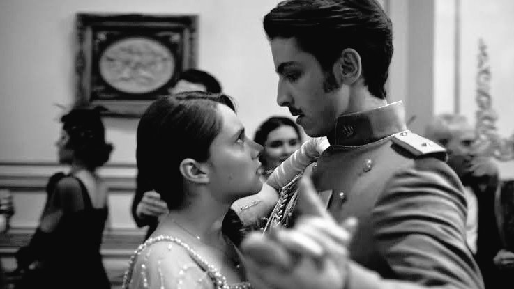 DiziciBagyan's tweet photo. Madem perşembe, öyleyse #HiLeon..
Koca 2 yıl, onlarsız da 1,5 yıl. Özledim💛 https://t.co/KLWLcdaBN4