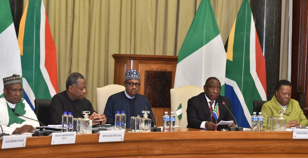 cbngov_akin1's tweet image. PMB IN SA TO END #XenophobicAttacks 

”My govt has taken action to prevent a repeat of retaliatory attacks on South Africa businesses and call on Pres Ramaphosa’s admin to do the same with regards to attacks on foreign nationals in SA - PMB
#PMBinSA 

ME: Thats how LEADERS ROLL💪