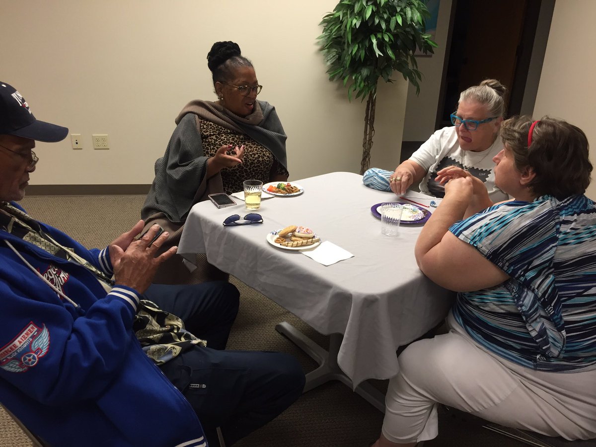 WorkFlowLounge's tweet image. A great big “Thank You” to all who helped us celebrate our 2nd Anniversary yesterday.  Food, fun and friends are all you need to make the day special.  Here’s to 3 more years (then our lease expires 😁) @phillisinspires @SIDNEYBMOORE